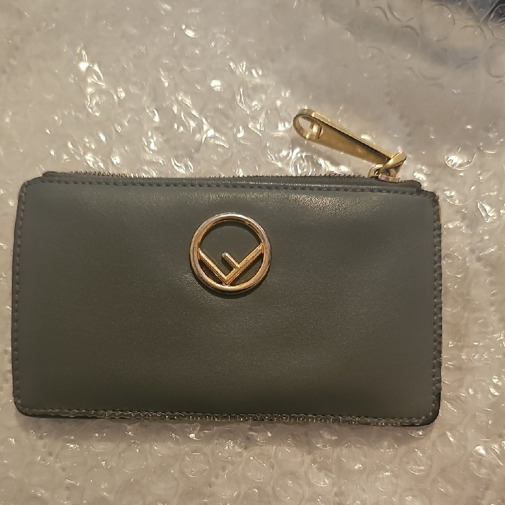Fendi card holder (project)